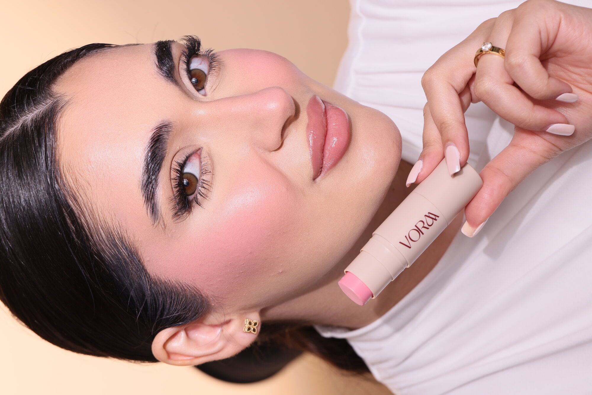 VORAA — قصتنا